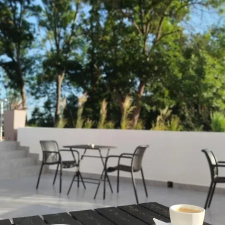 Zvikov Otel 3*